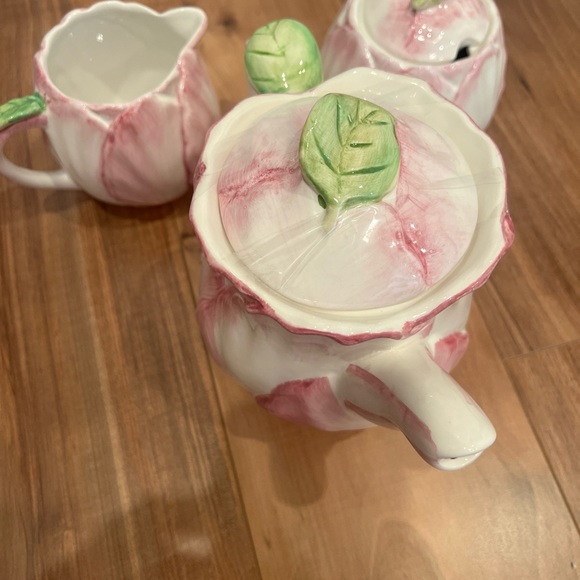 Easter Pink Spring Blossom Teapot Cream and Sugar Bombay Co. 1992 - Picture 11 of 11